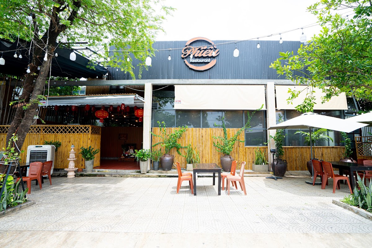 Phiêu Restaurant - 72 Bùi Tá Hán, Đà Nẵng